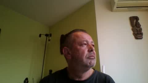 Snapshot of nikyo419 chatting on 03-23-26, 05:22 nikyo419 online show from 03-23-26, 05:22