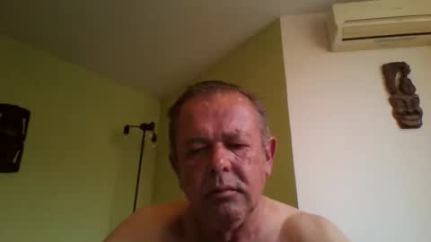 Snapshot of nikyo419 chatting on 04-15-26, 04:41 nikyo419 online show from 04-15-26, 04:41