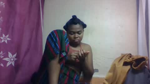 nilah online show from 10-23-25, 07:01