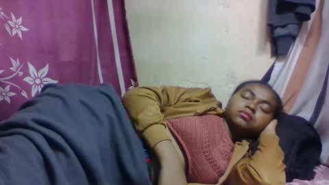 nilah online show from 11-13-25, 07:35