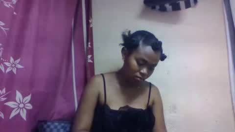 nilah online show from 11-23-25, 06:46