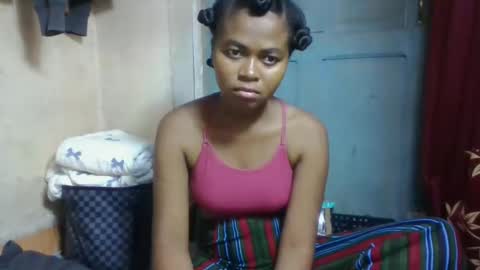 nilah online show from 04-16-26, 08:04