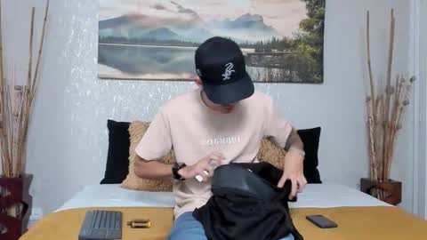 Nils online show from 10-17-25, 04:15