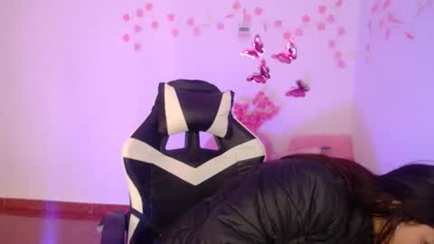 Snapshot of nina__666 chatting on 12-01-25, 11:26 nina__666 online show from 12-01-25, 11:26