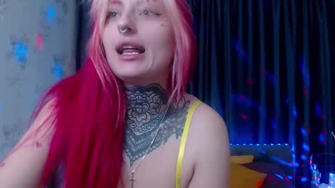 Nina online show from 10-27-25, 06:28