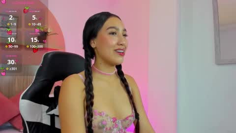 Snapshot of nina_blake chatting on 09-30-25, 07:19 N I N A online show from 09-30-25, 07:19