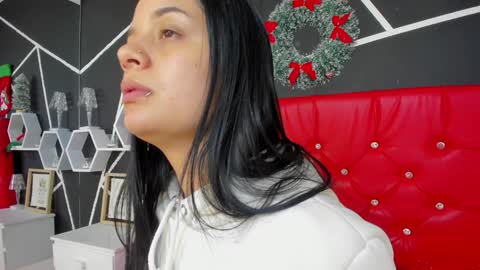 Nina online show from 12-30-24, 06:53