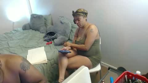 Snapshot of nina_fame chatting on 05-20-26, 04:51 Nina Fame online show from 05-20-26, 04:51