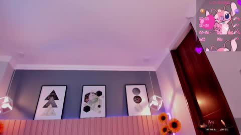 nina_ford_ online show from 12-17-25, 03:12