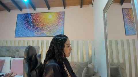 nina_glow_ online show from 05-29-26, 11:08