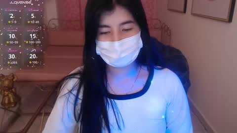 Snapshot of nina_harpper_ chatting on 02-05-26, 01:05 Nina online show from 02-05-26, 01:05