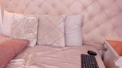 nina joyce online show from 04-16-26, 09:39