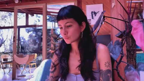 Nina.  online show from 04-11-26, 05:17