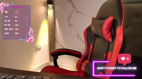  N I N A online show from 11-06-25, 07:37