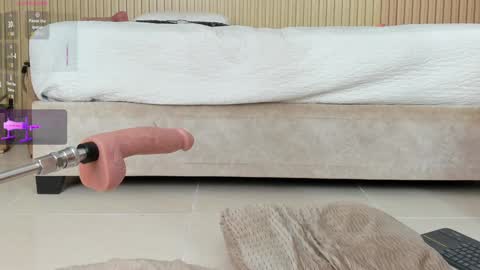 NINA online show from 01-24-25, 03:34