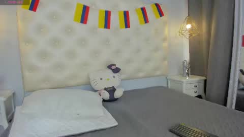 Snapshot of ninaavelvett chatting on 07-06-26, 12:35 Nina online show from 07-06-26, 12:35