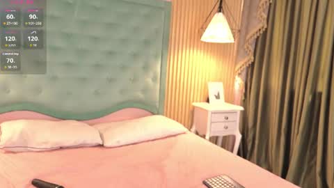 NINA BRAVU online show from 06-16-26, 12:41
