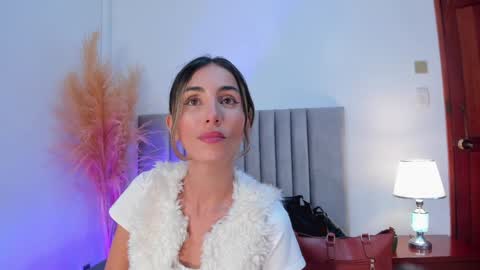 Nina online show from 12-27-24, 05:59