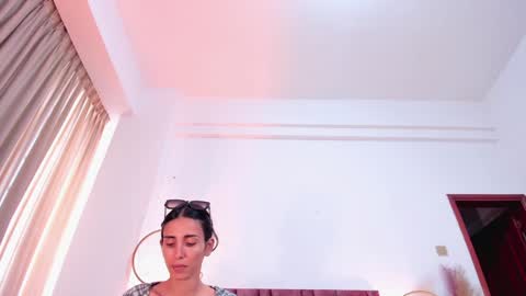 Nina online show from 01-18-25, 05:59