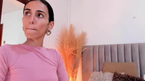 Nina online show from 03-11-25, 06:08