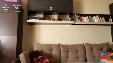 Snapshot of ninanovalicious chatting on 10-23-25, 08:13 NinaNovalicious online show from 10-23-25, 08:13