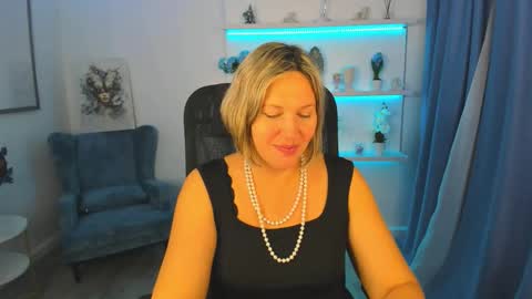 ninastarle online show from 10-05-25, 04:44