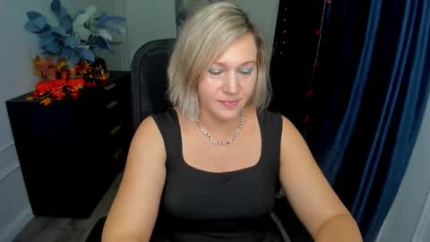 ninastarle online show from 10-22-25, 04:57