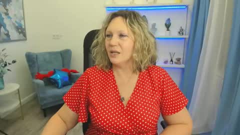Snapshot of ninastarle chatting on 04-29-26, 11:25 ninastarle online show from 04-29-26, 11:25