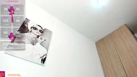 Snapshot of ninawong_ chatting on 02-07-25, 03:52 Nina online show from 02-07-25, 03:52