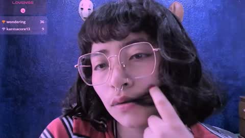 Snapshot of ninayellow chatting on 01-05-26, 05:27 Nina online show from 01-05-26, 05:27