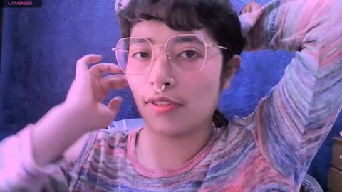 Snapshot of ninayellow chatting on 01-19-26, 03:49 Nina online show from 01-19-26, 03:49