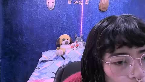 Snapshot of ninayellow chatting on 03-03-26, 12:33 Nina online show from 03-03-26, 12:33