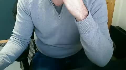 Snapshot of nineinches2222 chatting on 01-27-25, 01:09 Nineinches online show from 01-27-25, 01:09