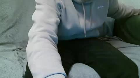 Snapshot of nineinches2222 chatting on 03-09-25, 08:31 Nineinches online show from 03-09-25, 08:31