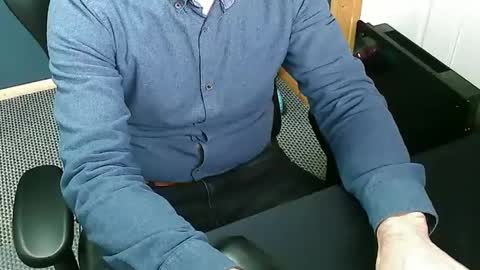 Snapshot of nineinches2222 chatting on 03-12-25, 11:31 Nineinches online show from 03-12-25, 11:31