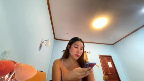 Snapshot of ninewladyboy chatting on 02-14-26, 04:26 ninew online show from 02-14-26, 04:26