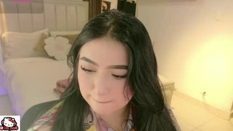 Nina online show from 04-19-26, 12:15