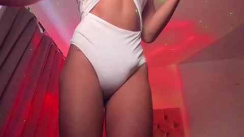 Ninon Beart online show from 11-10-25, 11:31