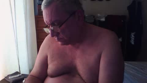 Snapshot of nionios67 chatting on 12-18-25, 05:08 Dennis online show from 12-18-25, 05:08