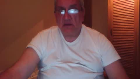 Snapshot of nionios67 chatting on 03-02-26, 10:49 Dennis online show from 03-02-26, 10:49