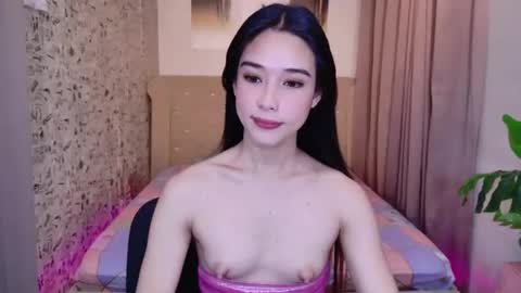 nirafox online show from 02-26-26, 06:01