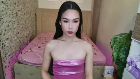 Snapshot of nirafox chatting on 05-04-26, 08:05 nirafox online show from 05-04-26, 08:05