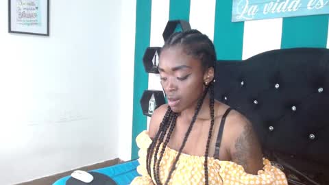 Snapshot of nirak_sf chatting on 01-11-25, 06:12 Nirak online show from 01-11-25, 06:12