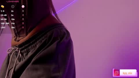 Nicki  online show from 02-15-25, 10:21