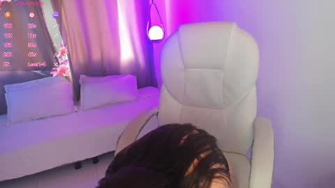 Nixie online show from 04-17-26, 08:01