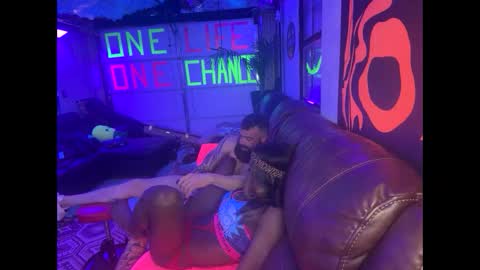 niyaloves_223 online show from 02-11-26, 09:14