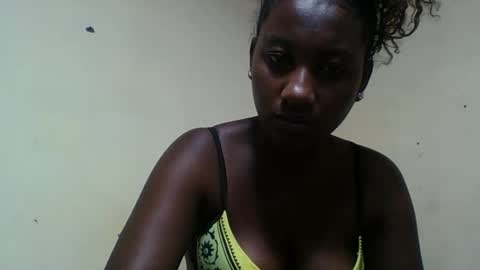 Snapshot of njaras chatting on 05-11-26, 01:44 njaras online show from 05-11-26, 01:44