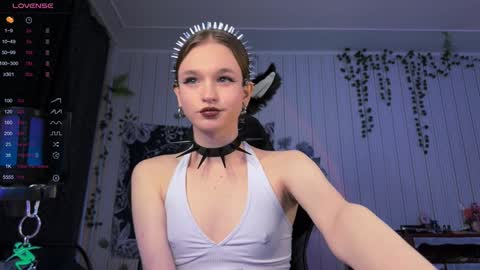 Snapshot of nloraaa chatting on 12-08-24, 11:51 Tears Lora online show from 12-08-24, 11:51