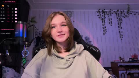 Snapshot of nloraaa chatting on 12-12-24, 04:26 Tears Lora online show from 12-12-24, 04:26