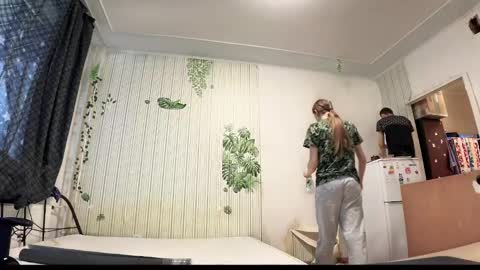 Snapshot of nloraaa chatting on 02-24-25, 09:43 Tears Lora online show from 02-24-25, 09:43